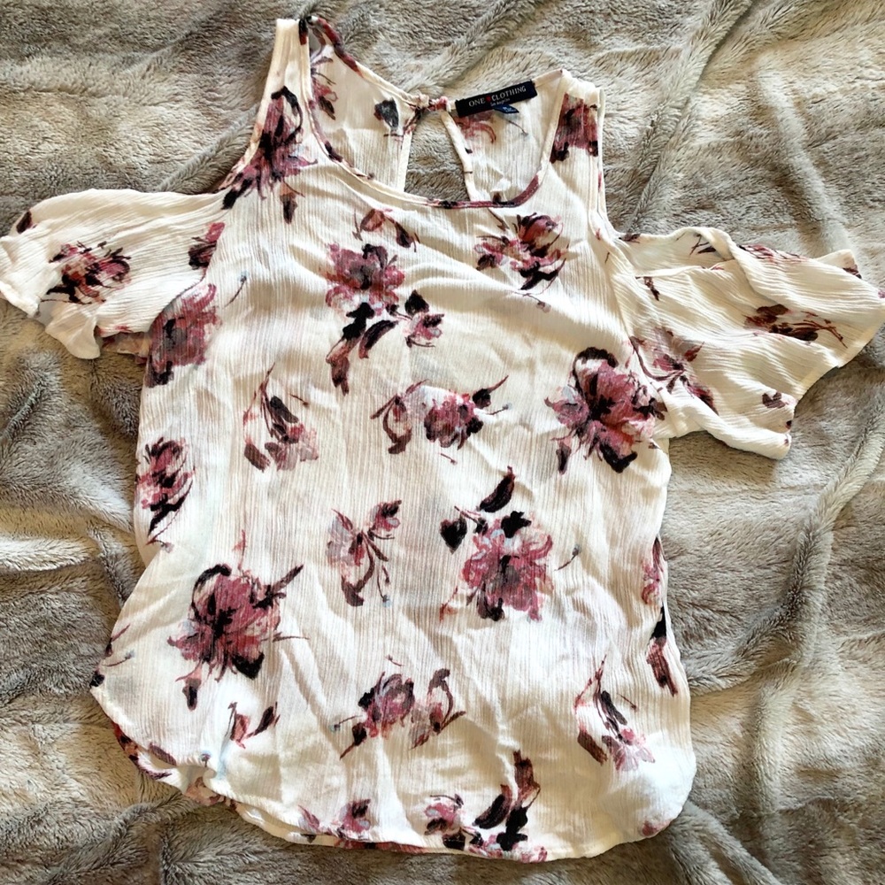 Floral top
